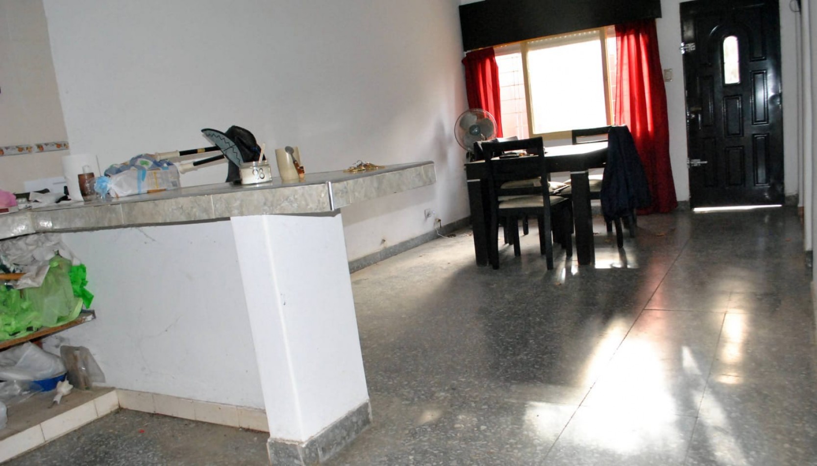 Pio Colivadino 2195 - Casa americana 4 ambientes !