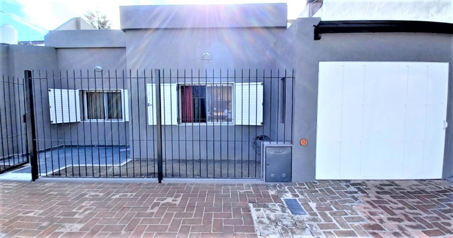 Casa en zona super Residencial en Castelar Norte!