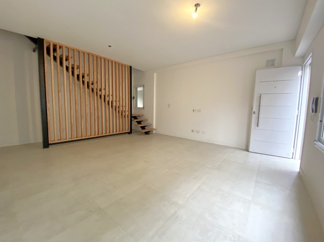 Duplex en venta en Castelar - 4 ambientes - A ESTRENAR!
