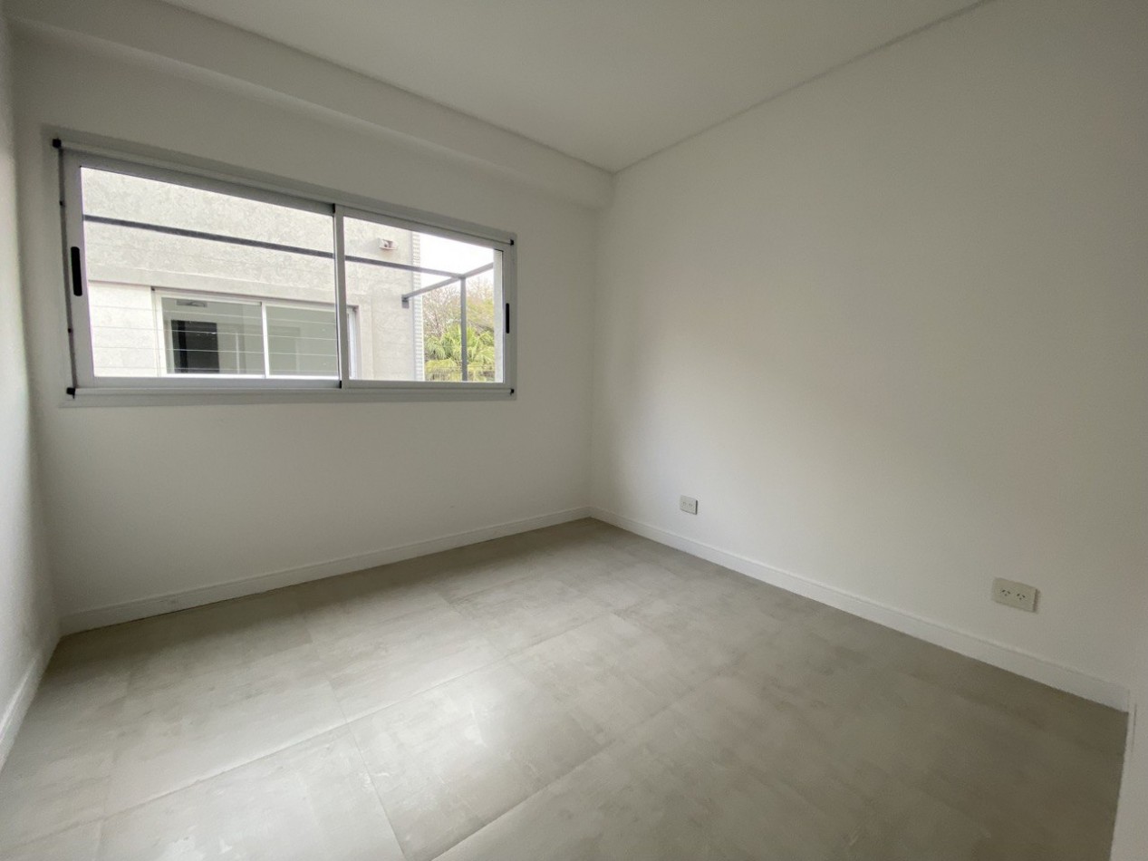 Duplex en venta en Castelar - 4 ambientes - A ESTRENAR!
