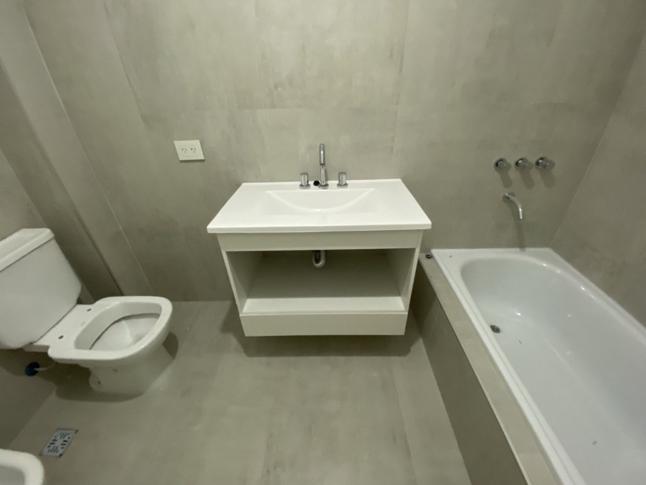 Duplex en venta en Castelar - 4 ambientes - A ESTRENAR!