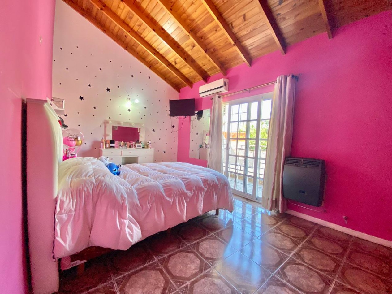 Casa en Venta en Castelar Sur - 5 ambientes!