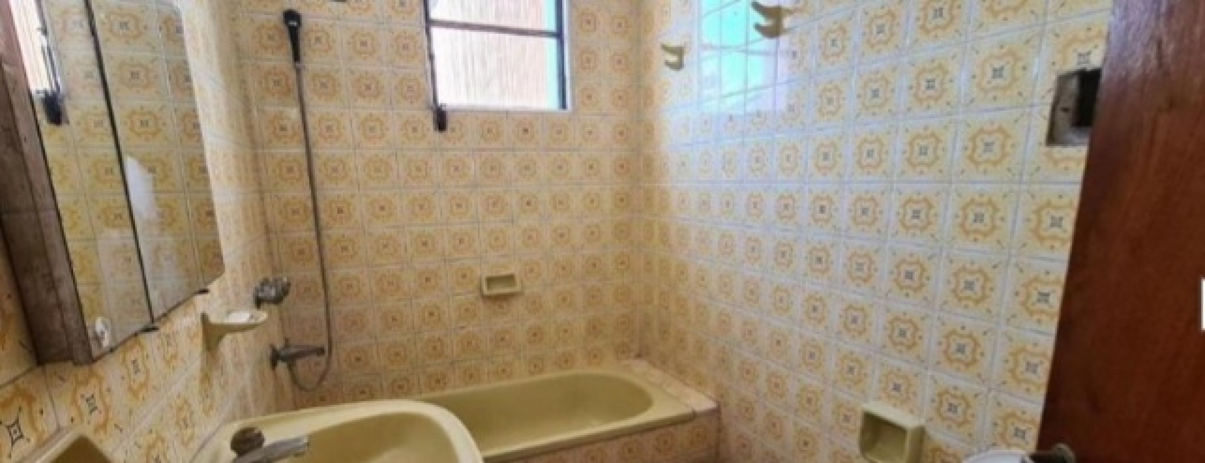 Casa 4 ambientes + 2 locales ! Financia Dueño