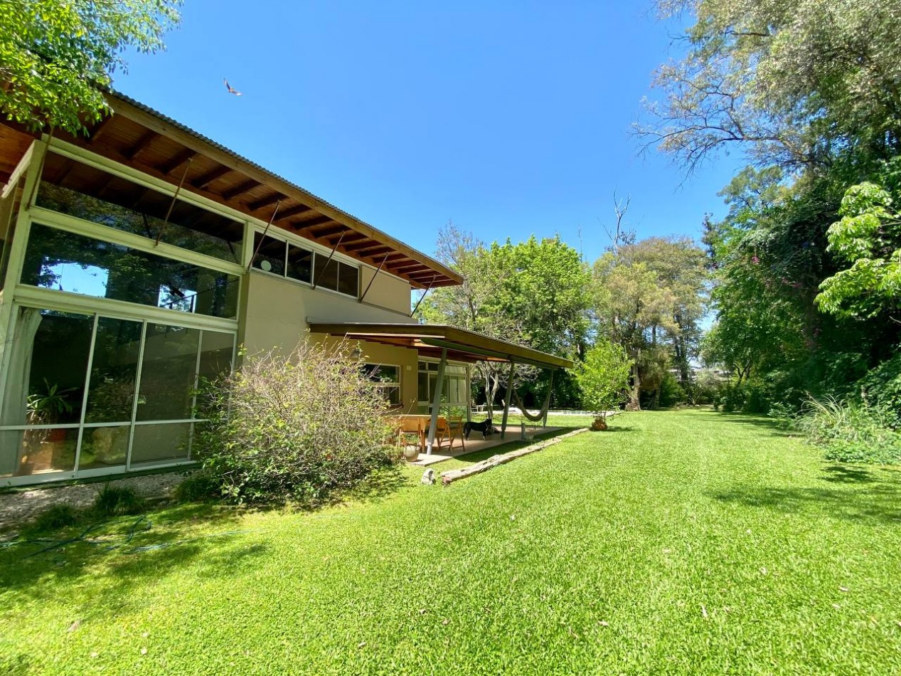 Casa en venta en Parque Leloir - 4 ambientes!