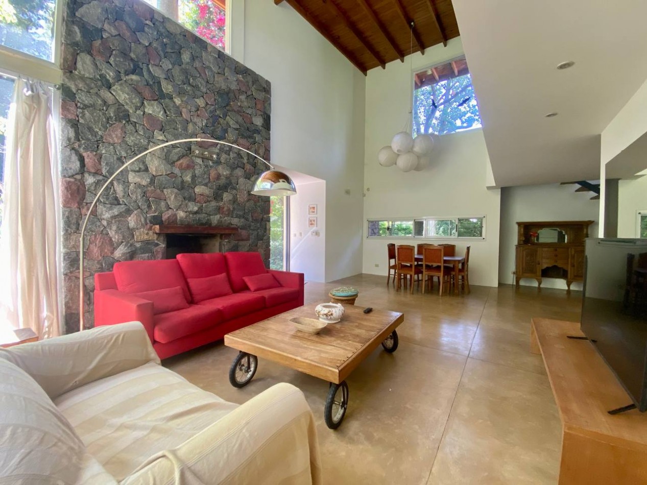 Casa en venta en Parque Leloir - 4 ambientes!