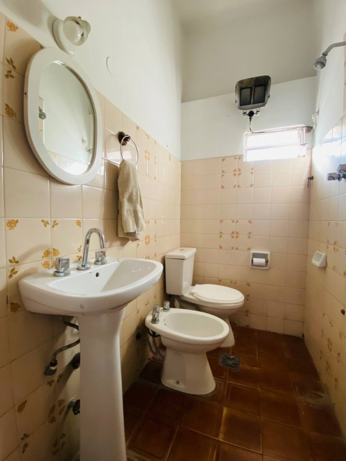Casa en Ph en venta en Castelar - 4 ambientes!