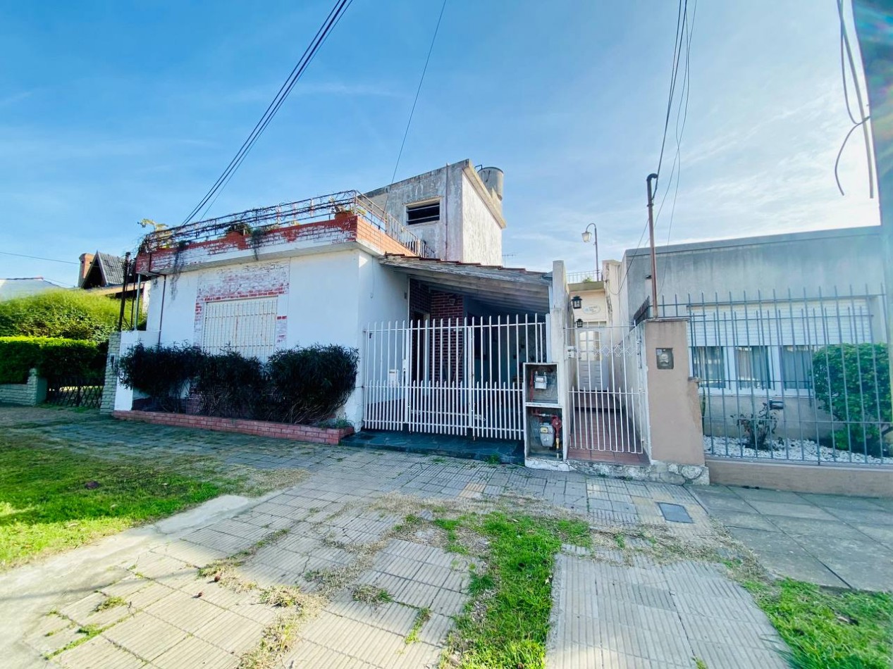Casa en Ph en venta en Castelar - 4 ambientes!