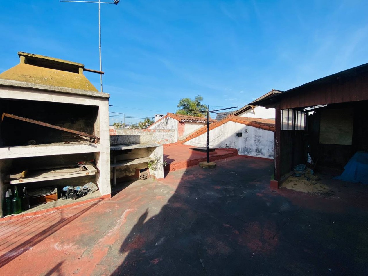Casa en Ph en venta en Castelar - 4 ambientes!