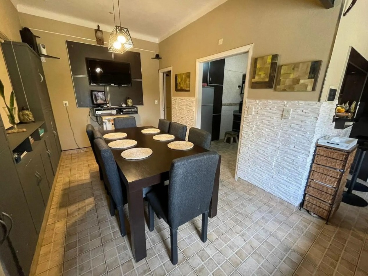 Casa en venta en Castelar - 4 ambientes