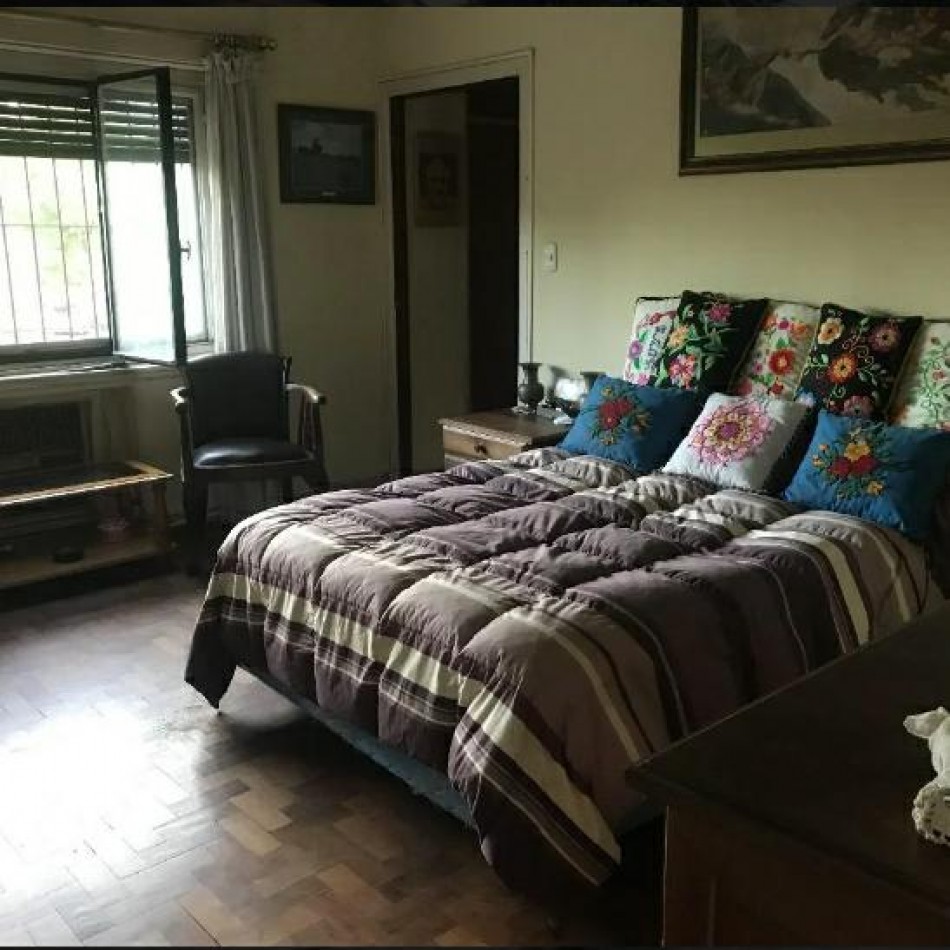 Chalet con salida a 2 calles