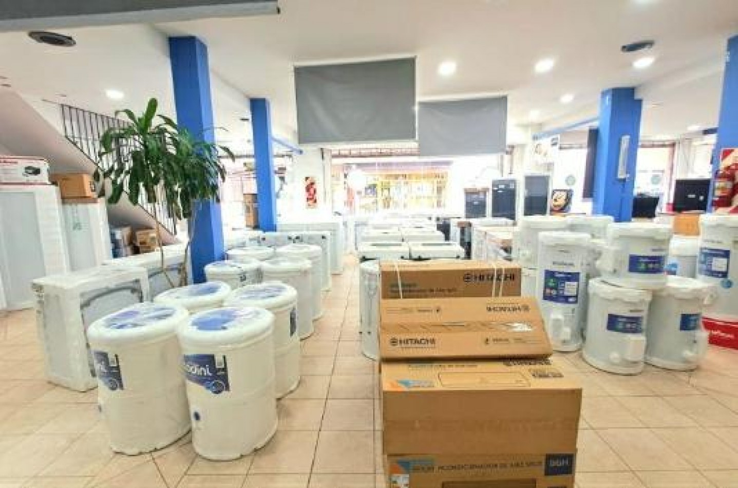 Local comercial ! Perez Quintana 1300‼