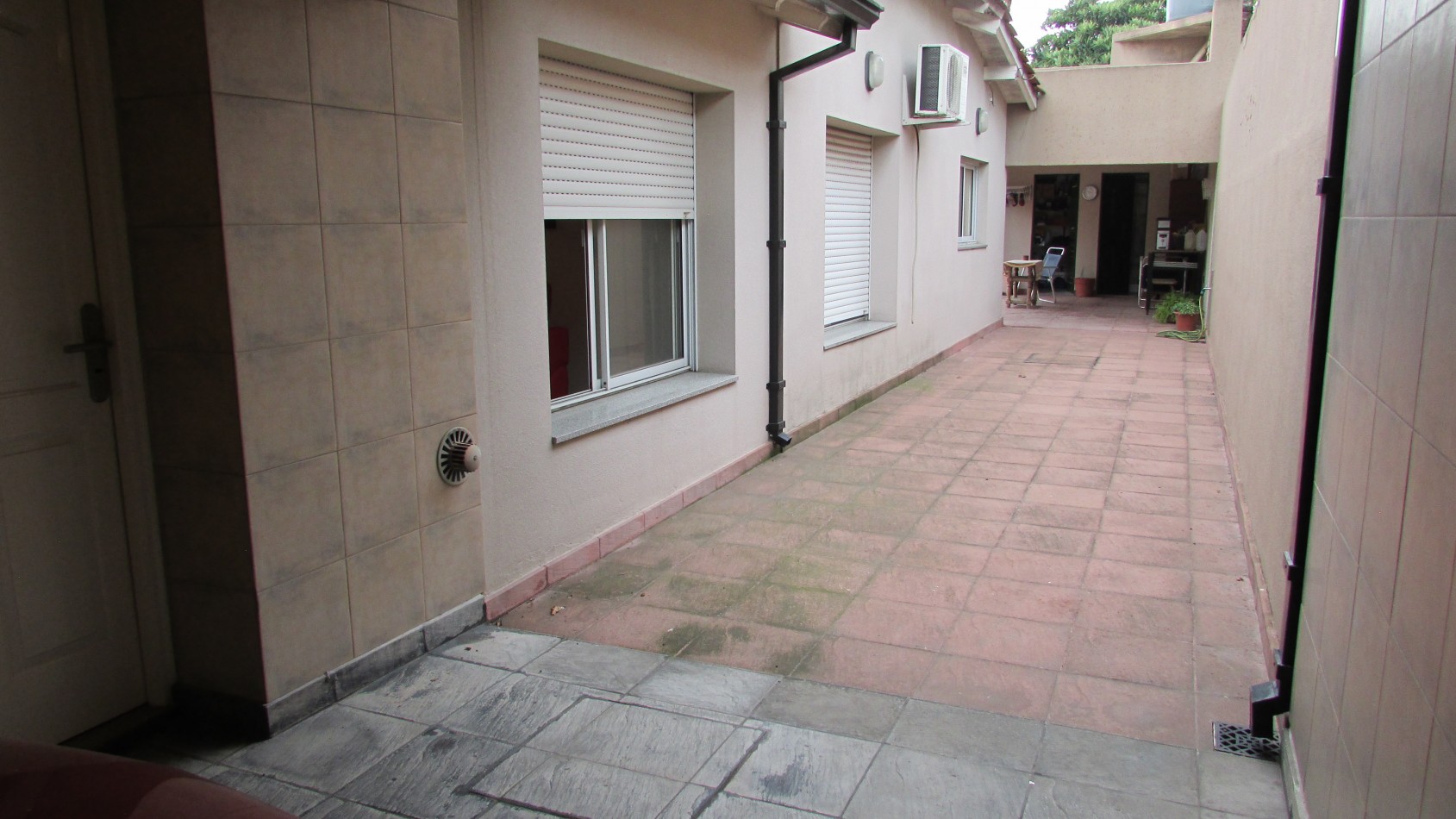Eslovenia 2297 ! Chalet 3 ambientes impecable