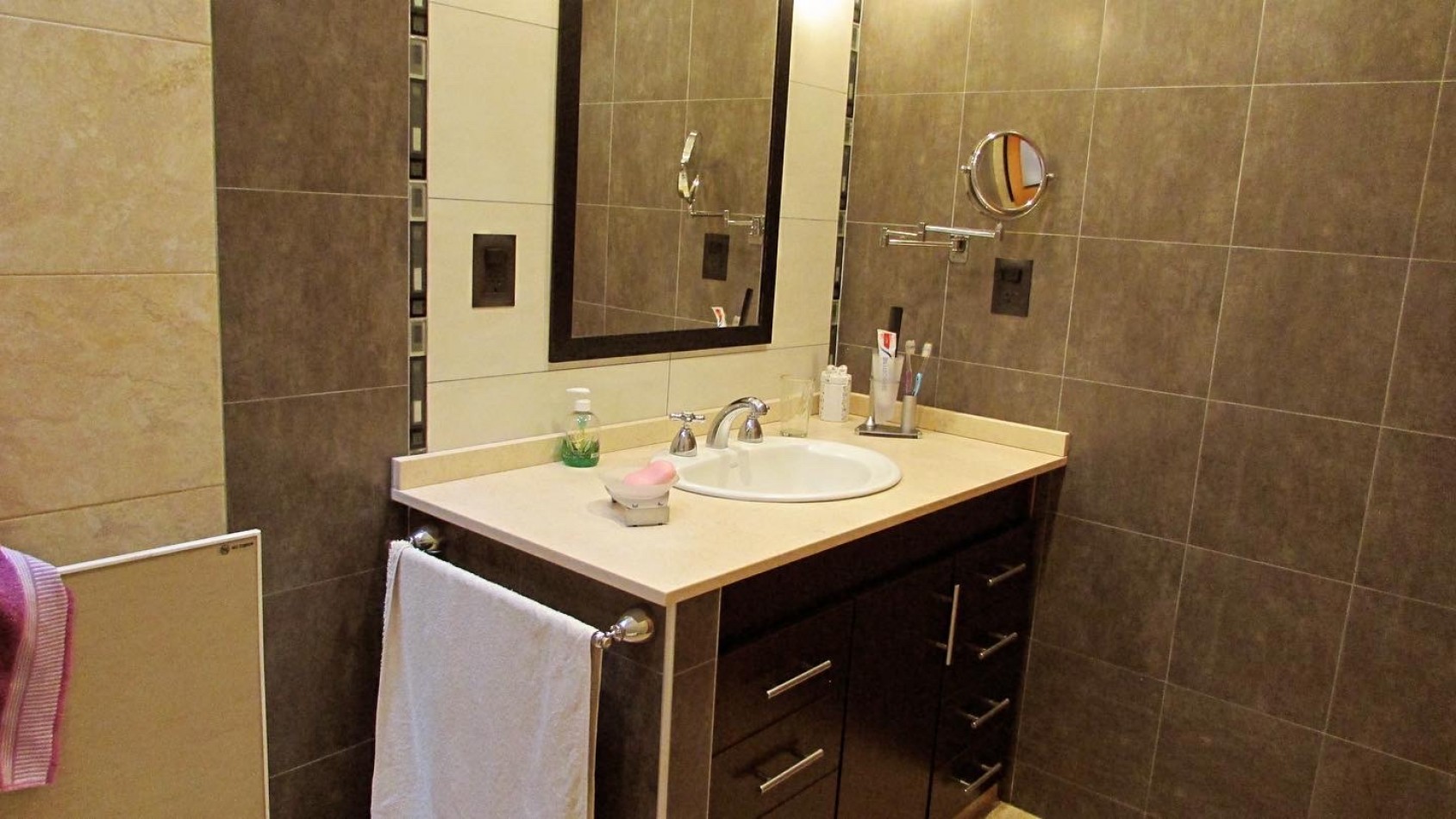 Eslovenia 2297 ! Chalet 3 ambientes impecable