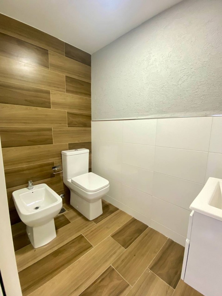 Departamento a ESTRENAR en Centro de Moron - 3 ambientes con terraza privada - parrilla