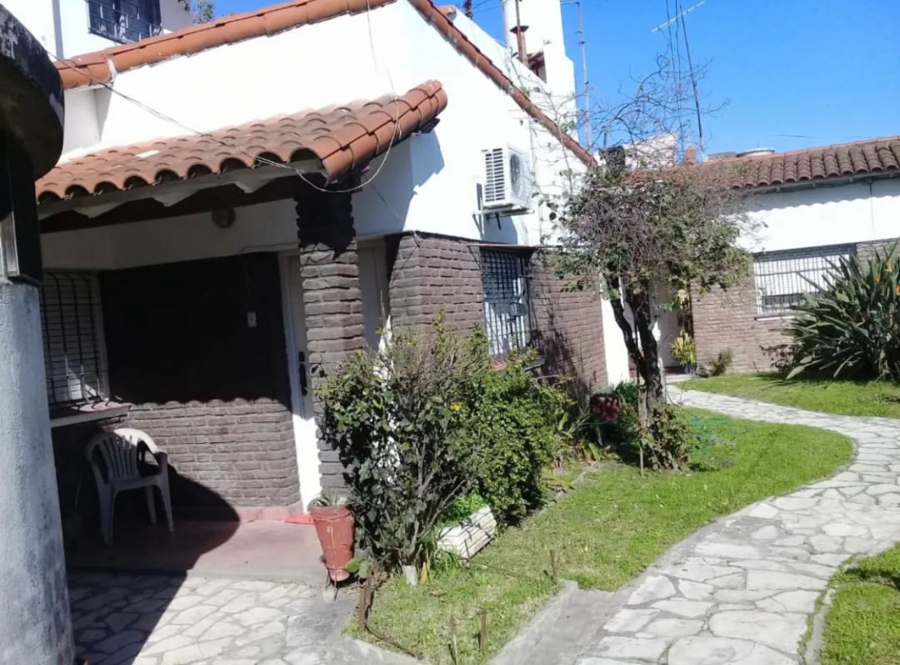 Machado 1100 ! Casa en Ph 3 ambientes