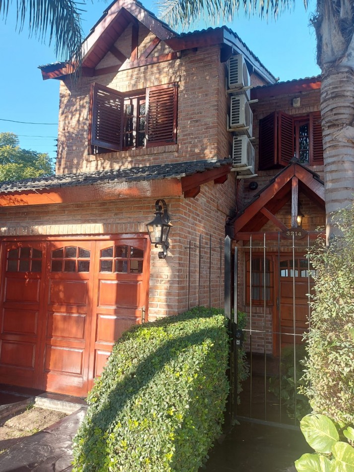 Sarmiento 3200 ‼️ Hermoso Triplex de Categoria ! Exclusiva ubicacion