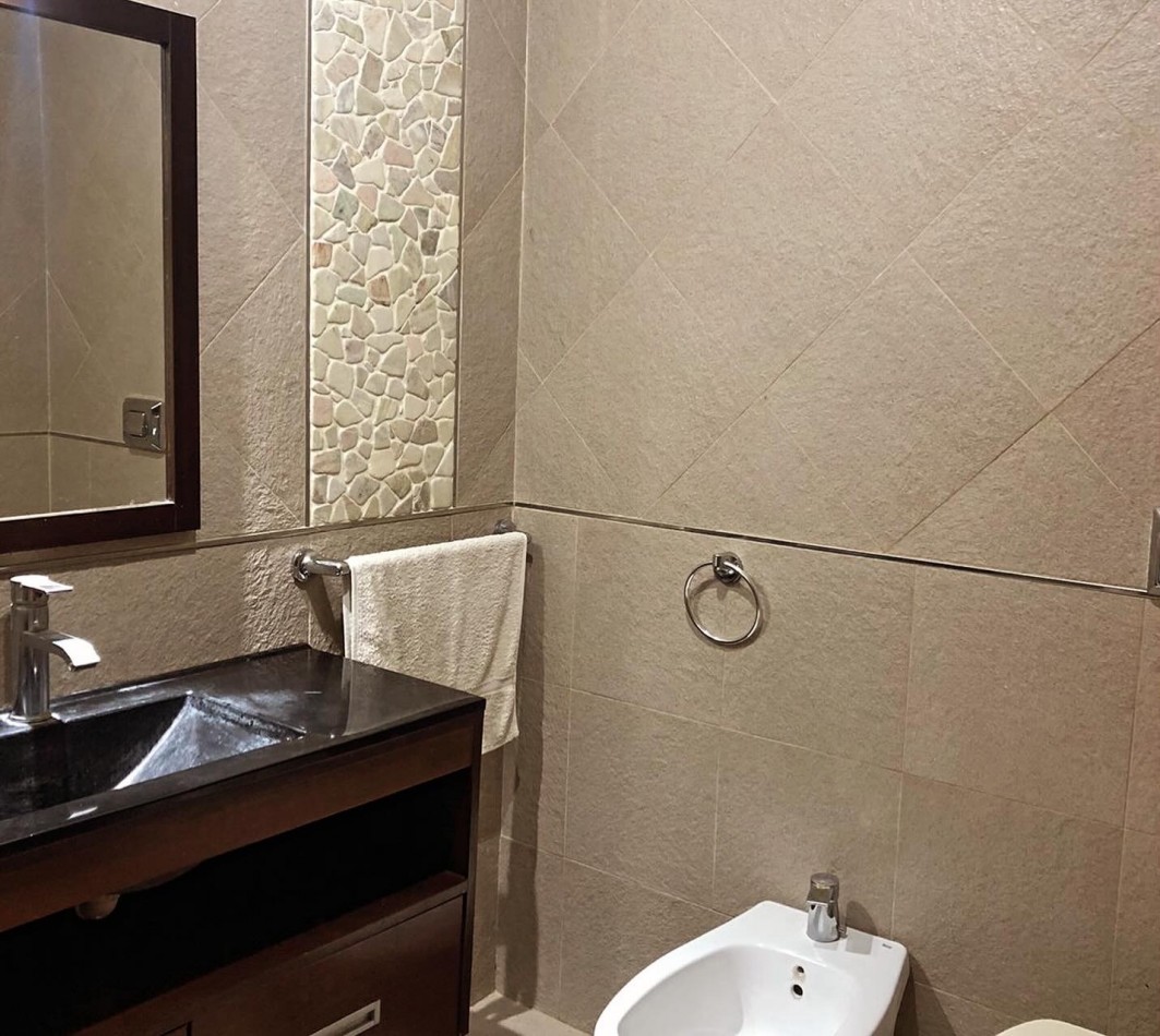 Quartino 2400 - Chalet 5 ambientes !