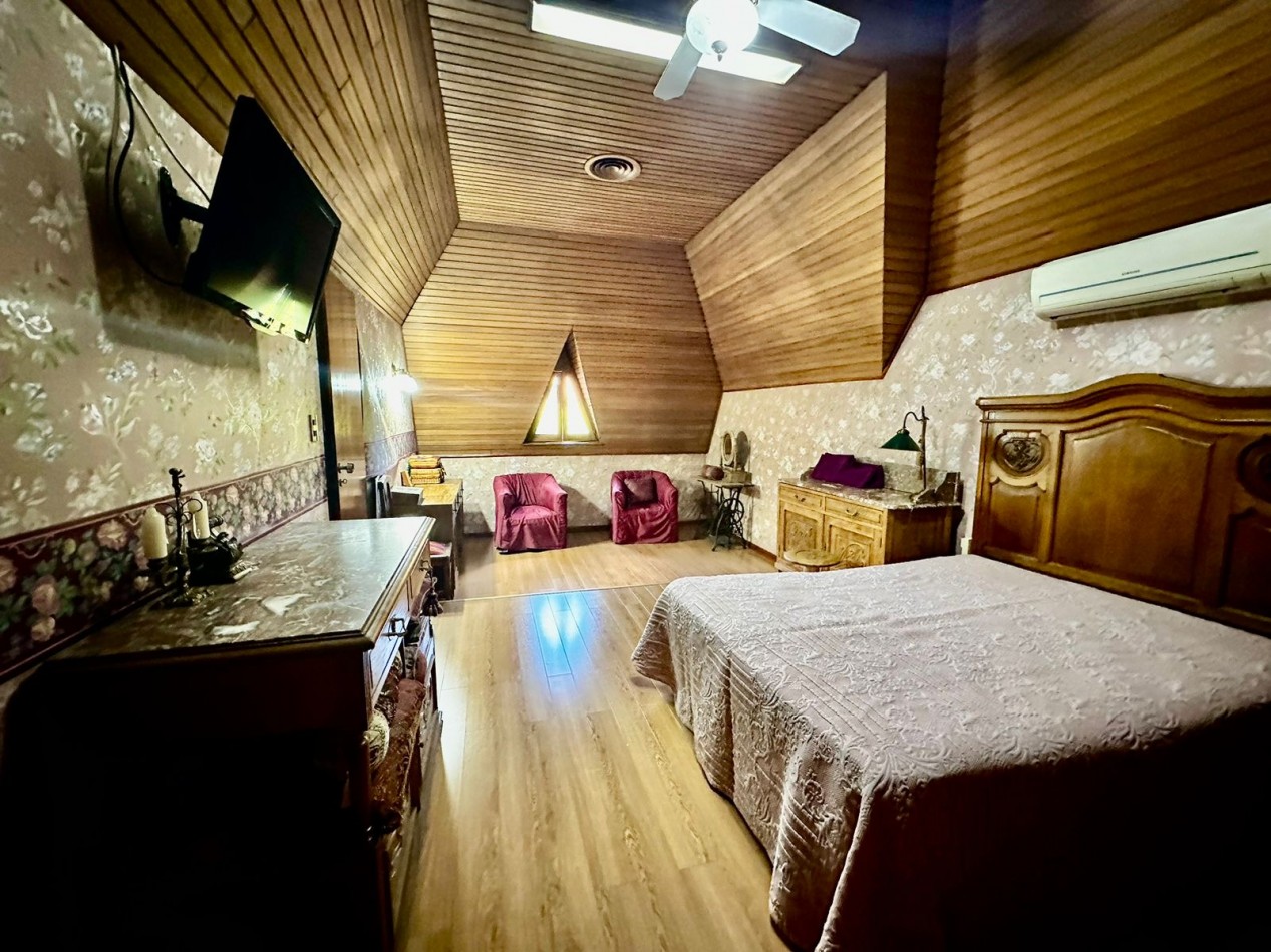 Larralde 1890 - Chalet en exclusiva ubicacion