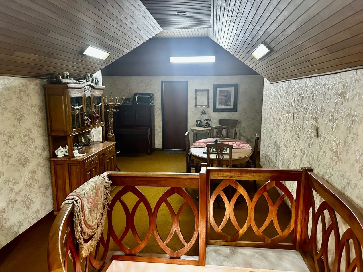 Larralde 1890 - Chalet en exclusiva ubicacion