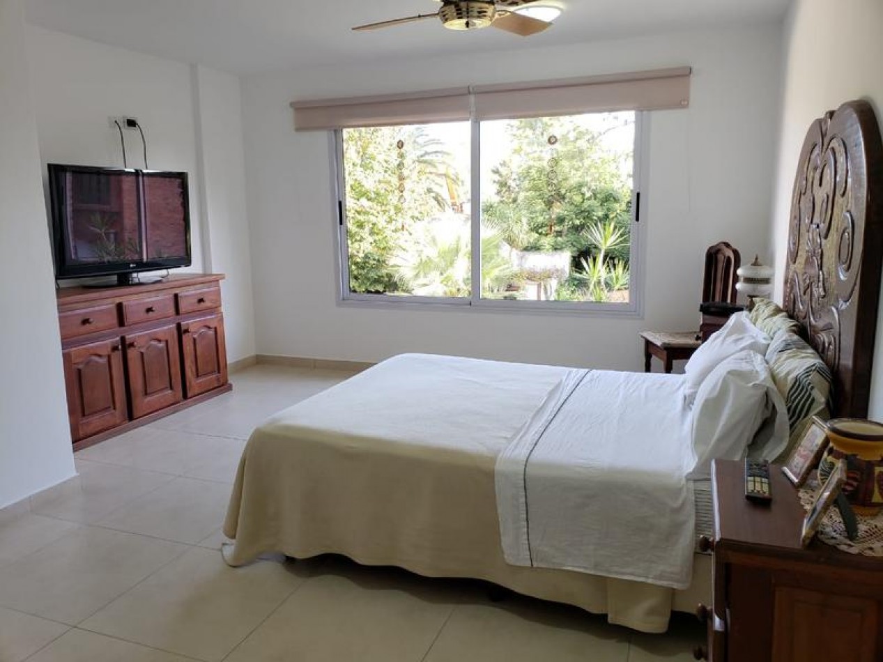 Gimenez 3200 ! chalet 5 ambientes impecable