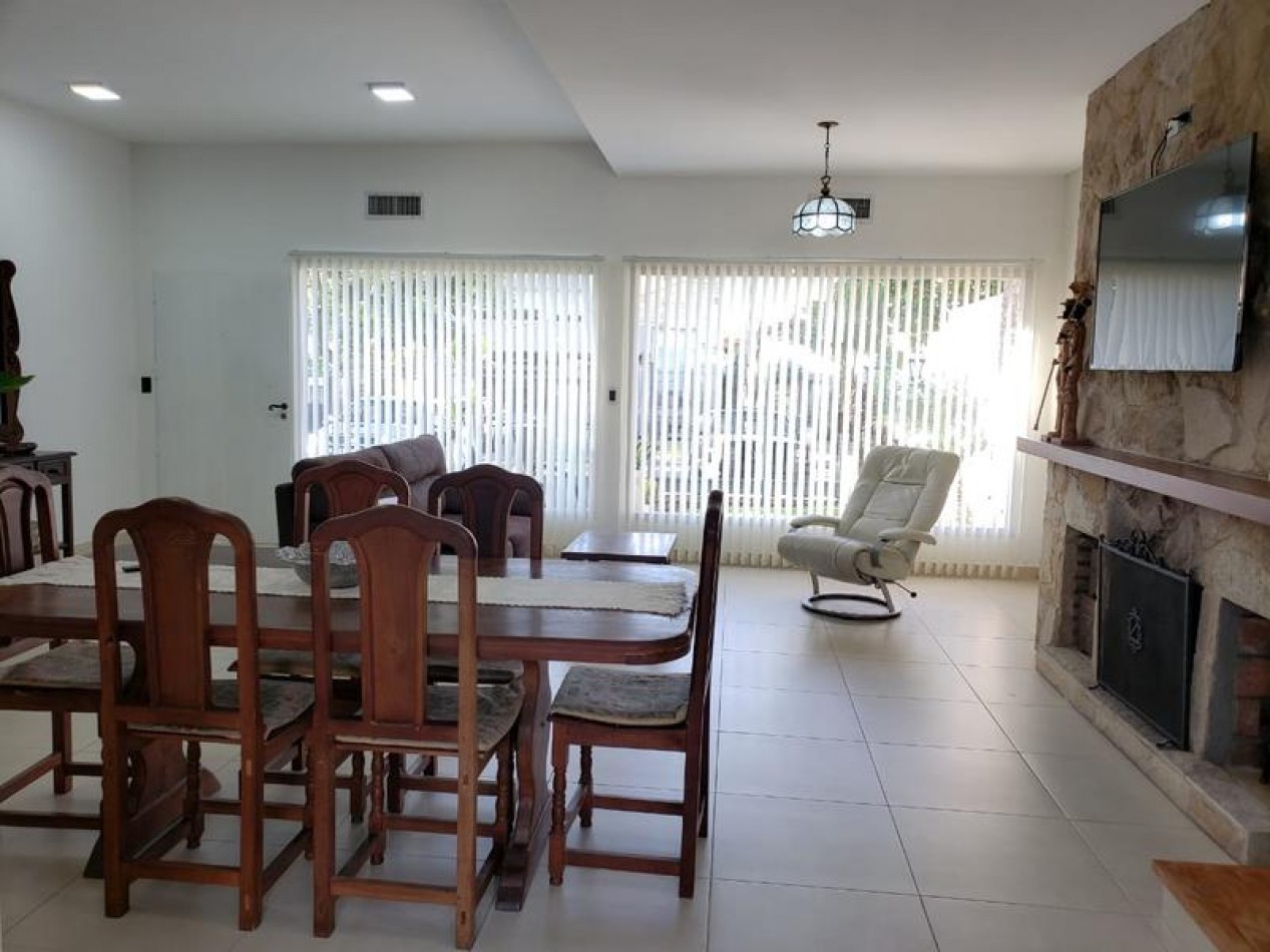 Gimenez 3200 ! chalet 5 ambientes impecable