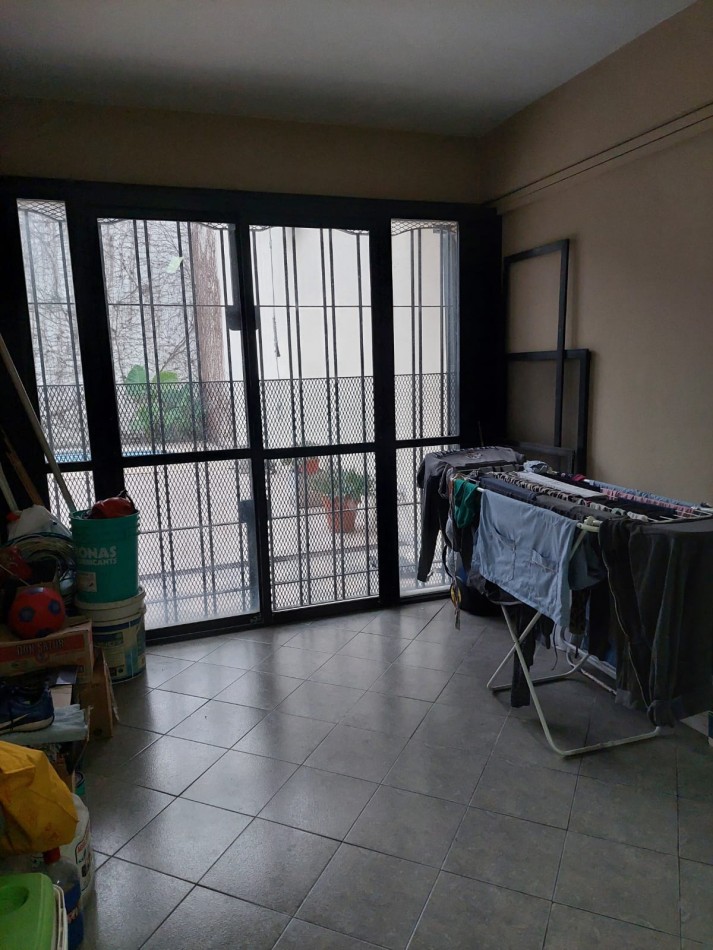 Arredondo 2279 - Chalet 6 ambientes - Permuta por menor valor !