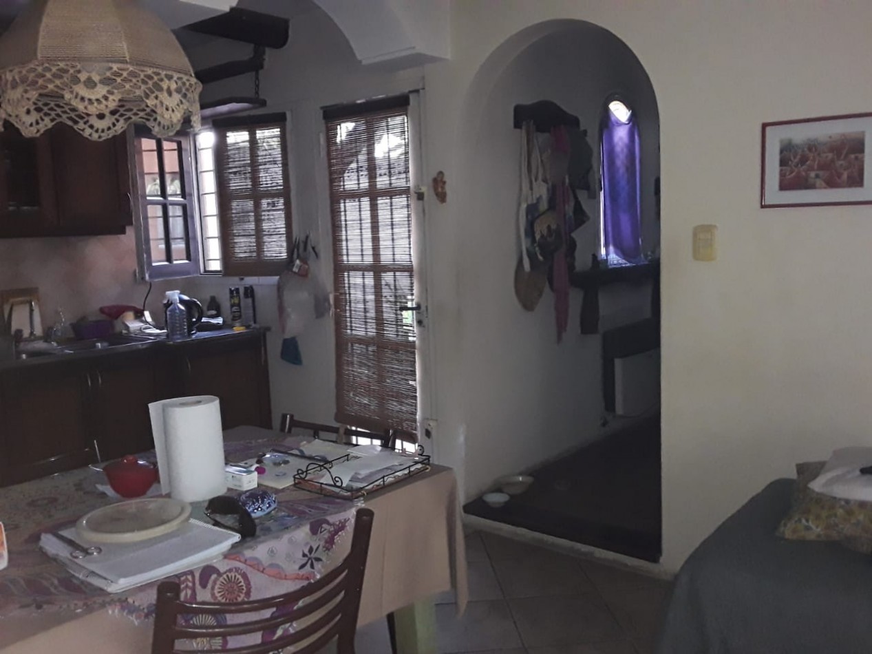 Zapiola 2200 - Casa en ph 3 ambientes