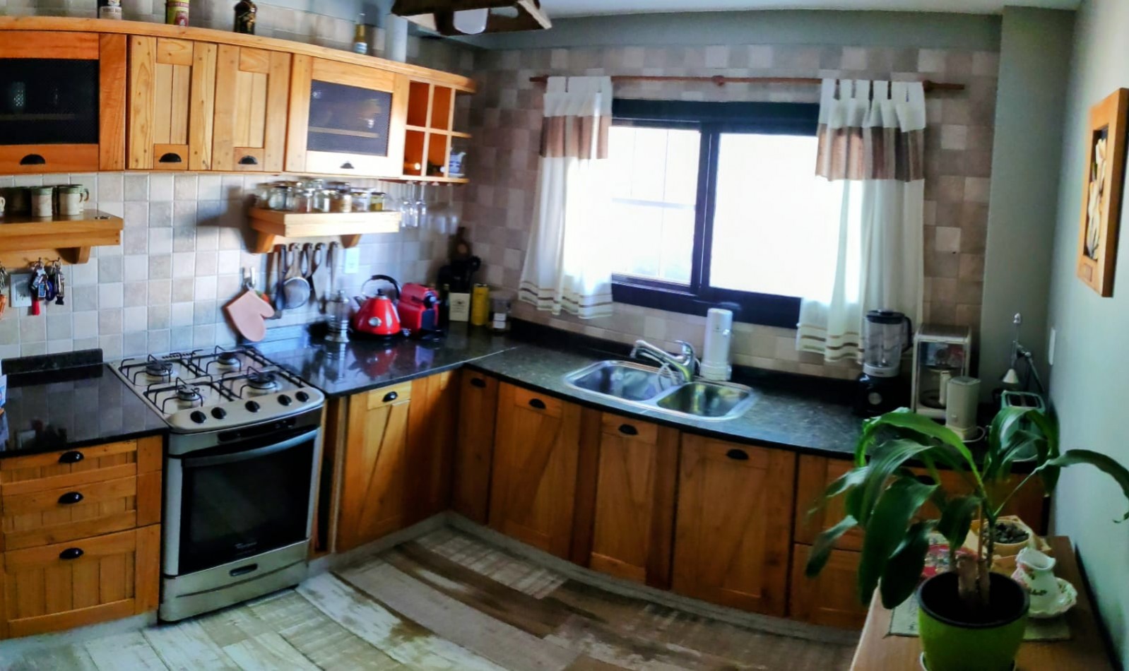 Campichuelo 3160 ! Casa 4 ambientes impecable !