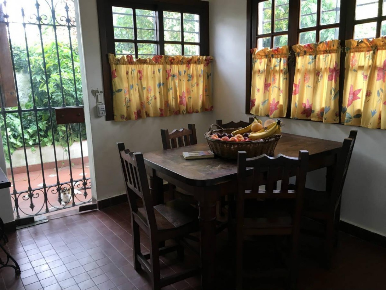 Dean Funes 400 ❗️Chalet de estilo sobre 1.000 metros !