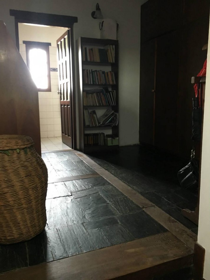 Dean Funes 400 ❗️Chalet de estilo sobre 1.000 metros !
