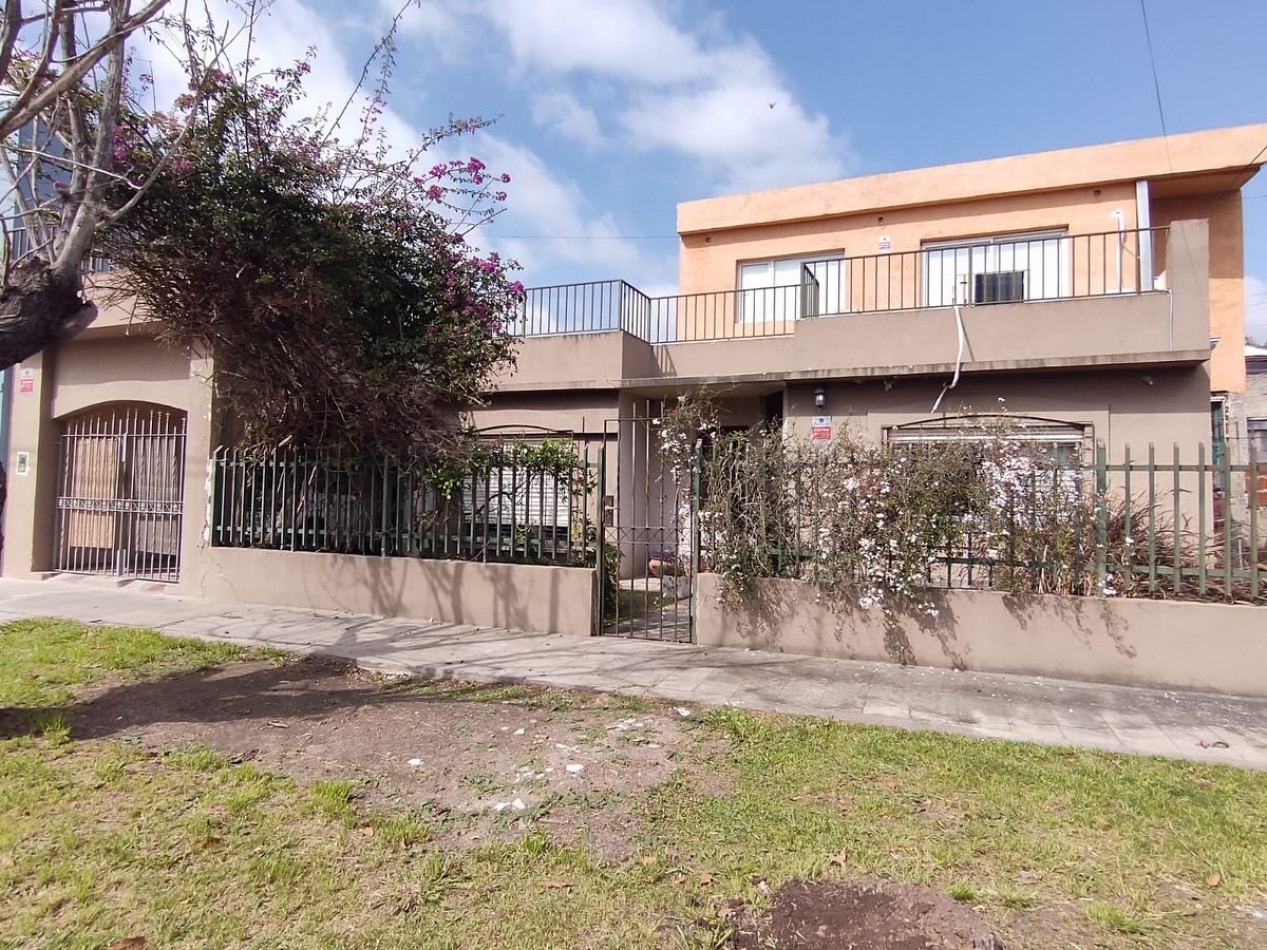 Chilavert 692 ‼️ Casa 4 ambientes