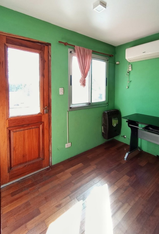 Chivilcoy 2232 - Casa 4 ambientes ! Impecable
