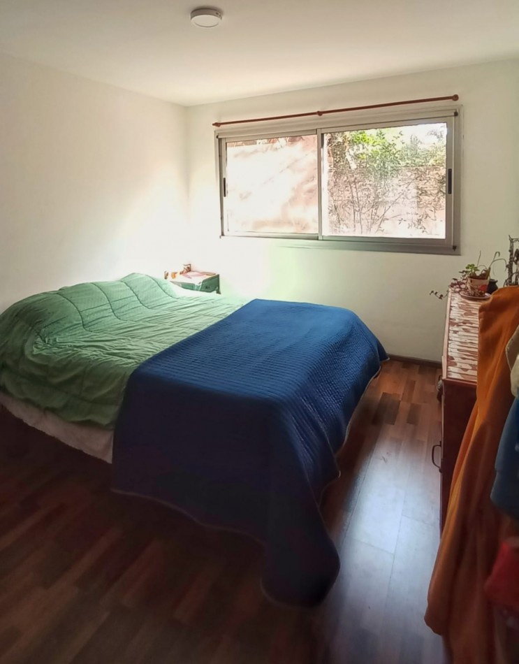 Chivilcoy 2232 - Casa 4 ambientes ! Impecable