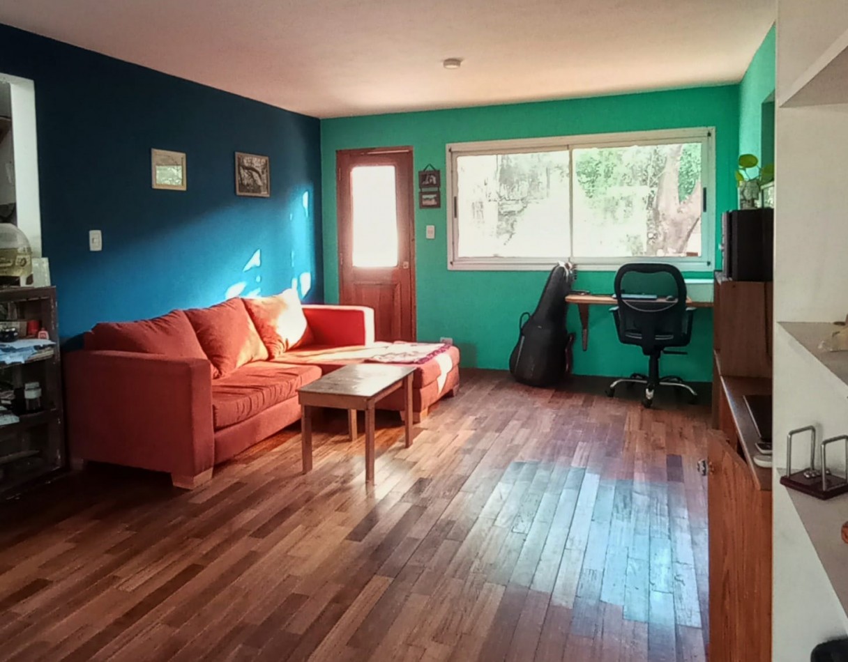 Chivilcoy 2232 - Casa 4 ambientes ! Impecable