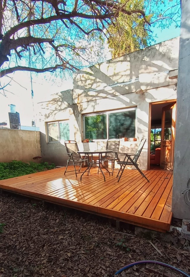 Chivilcoy 2232 - Casa 4 ambientes ! Impecable