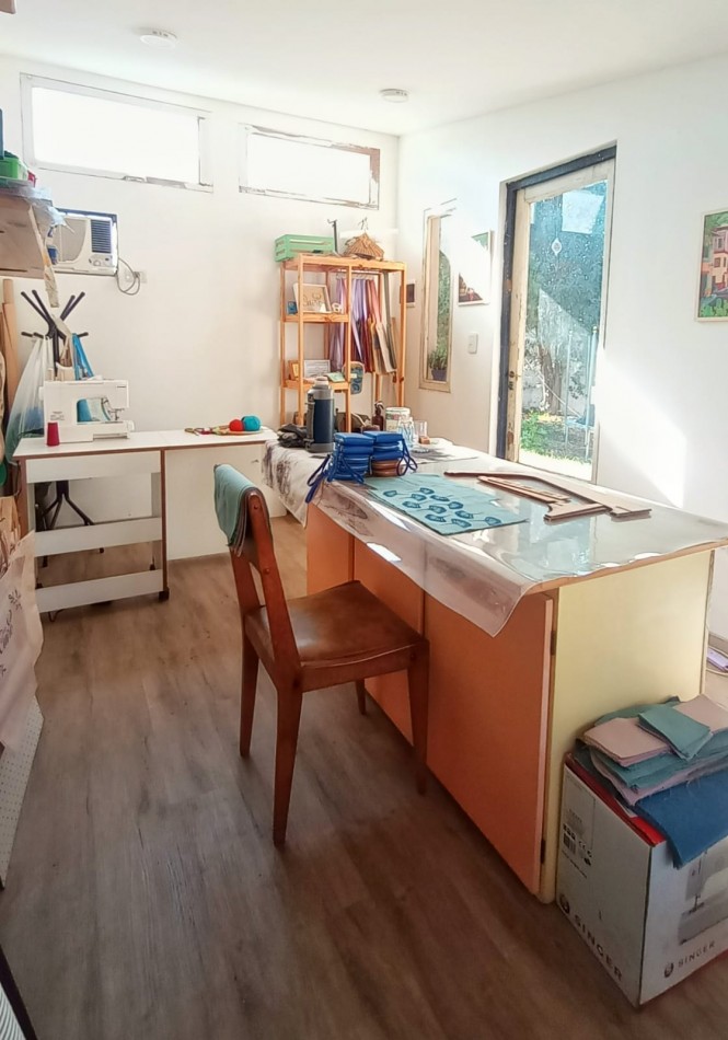 Chivilcoy 2232 - Casa 4 ambientes ! Impecable