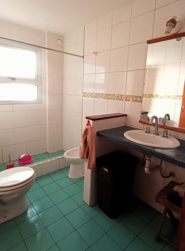 Chivilcoy 2232 - Casa 4 ambientes ! Impecable