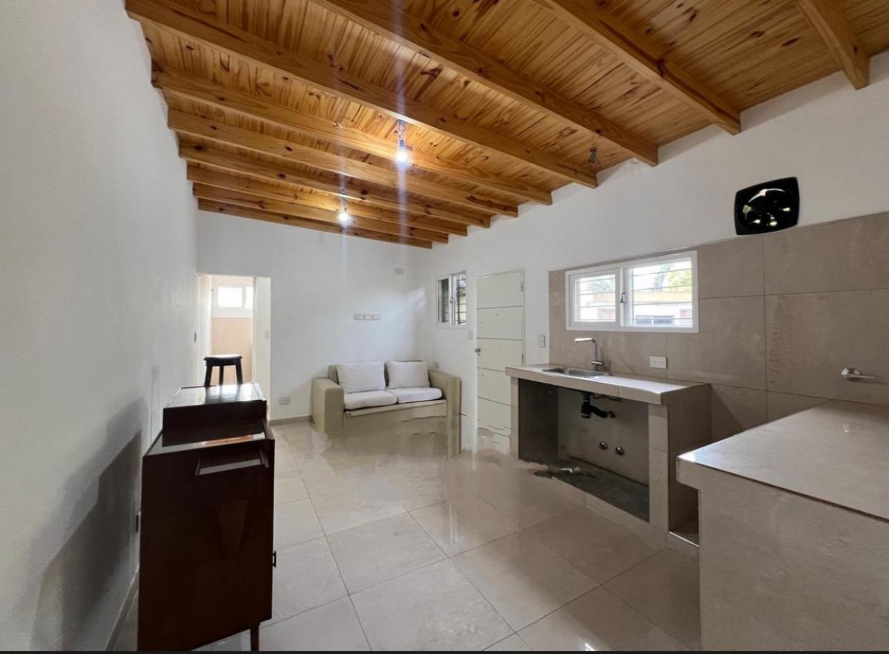 Local mas departamento 3 ambientes