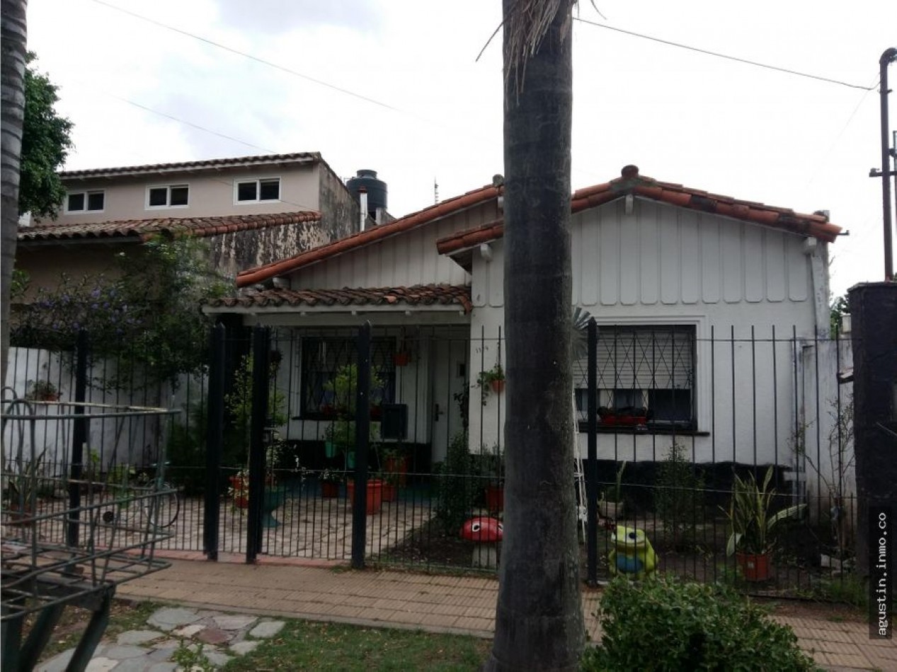 Chalet 3 ambientes a reciclar‼️