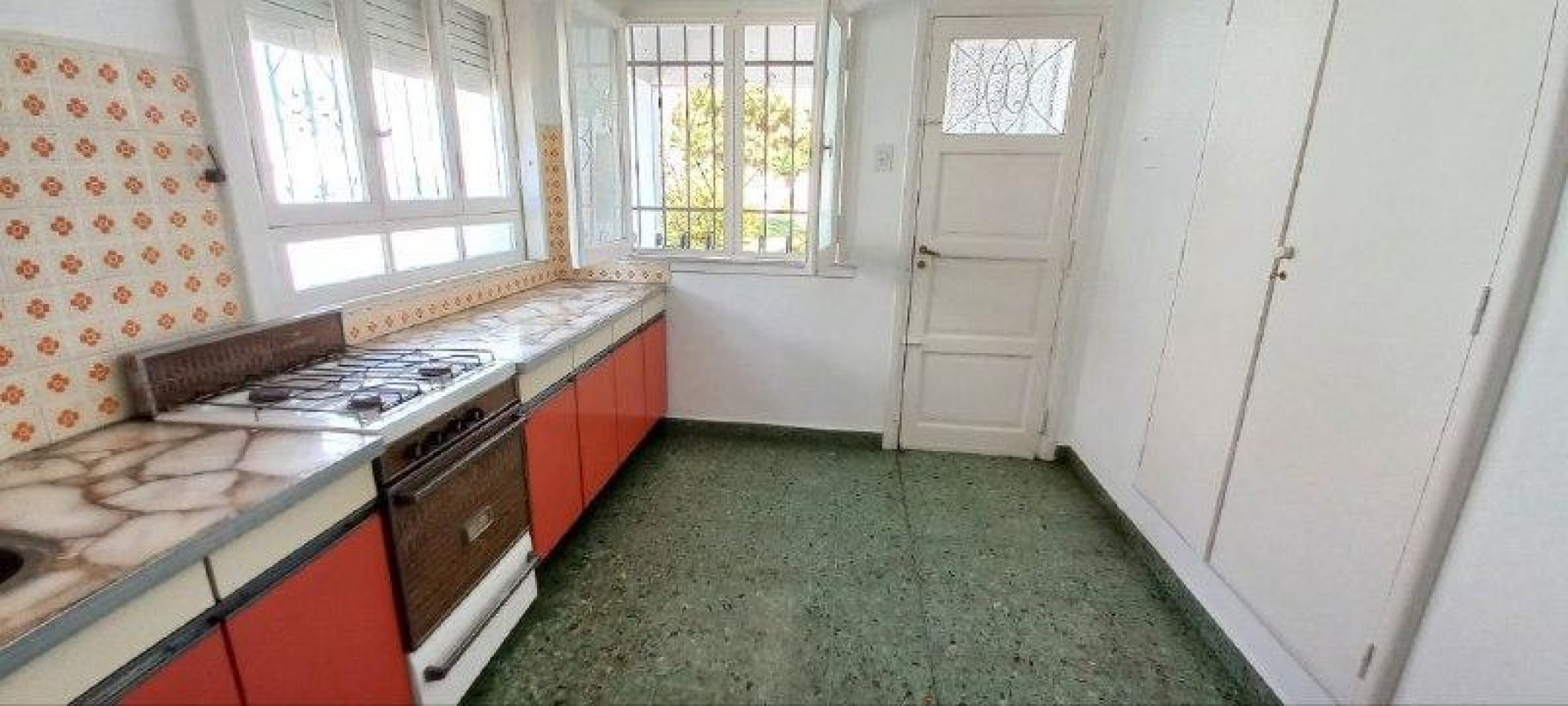 Ventura Bustos al 2200 ‼️ americana 3 ambientes