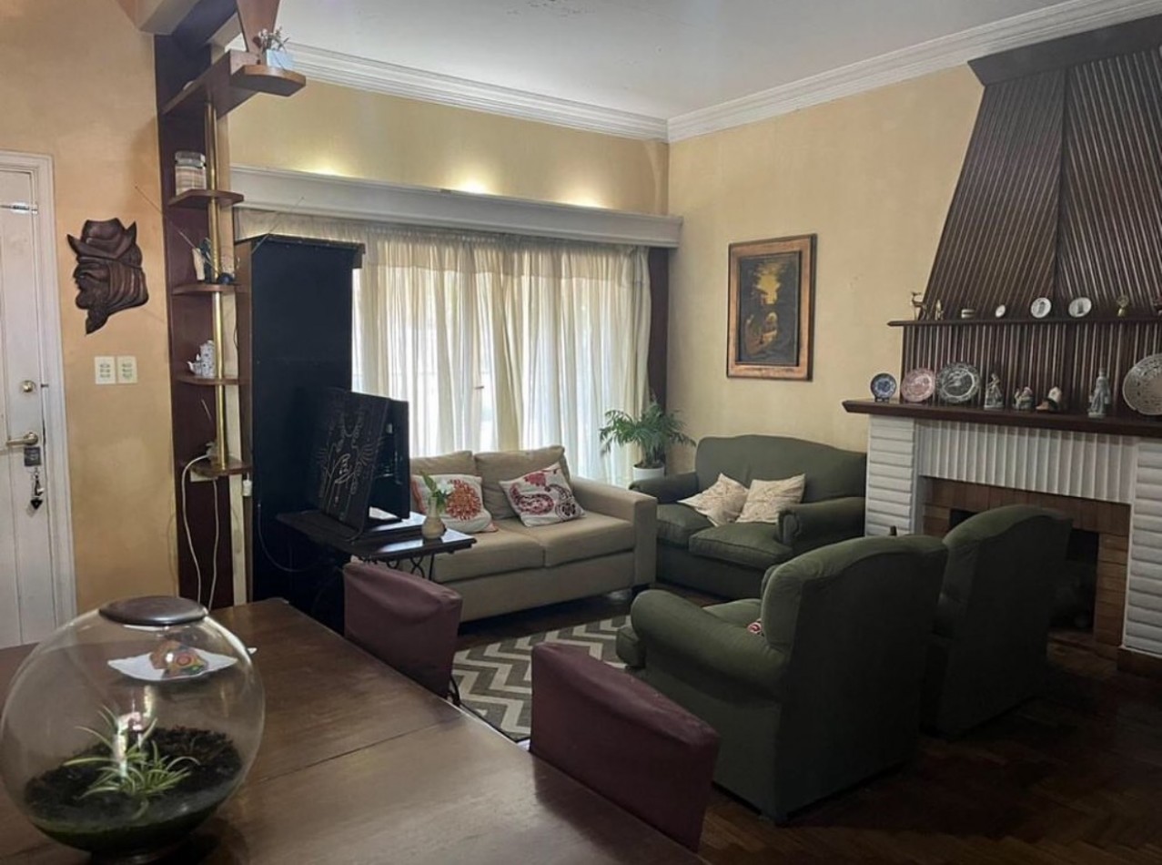 Chivilcoy 1600 ! Casa 5 ambientes en planta baja