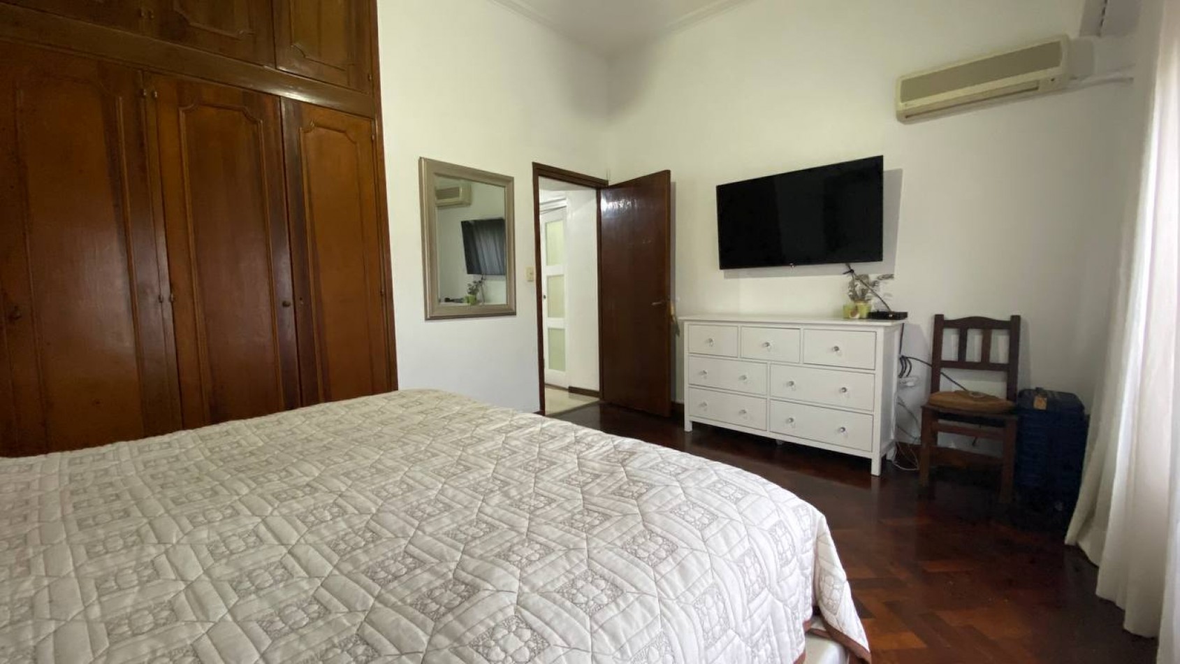 PERMUTA - Departamento 3 amb con cochera en Castelar Sur!