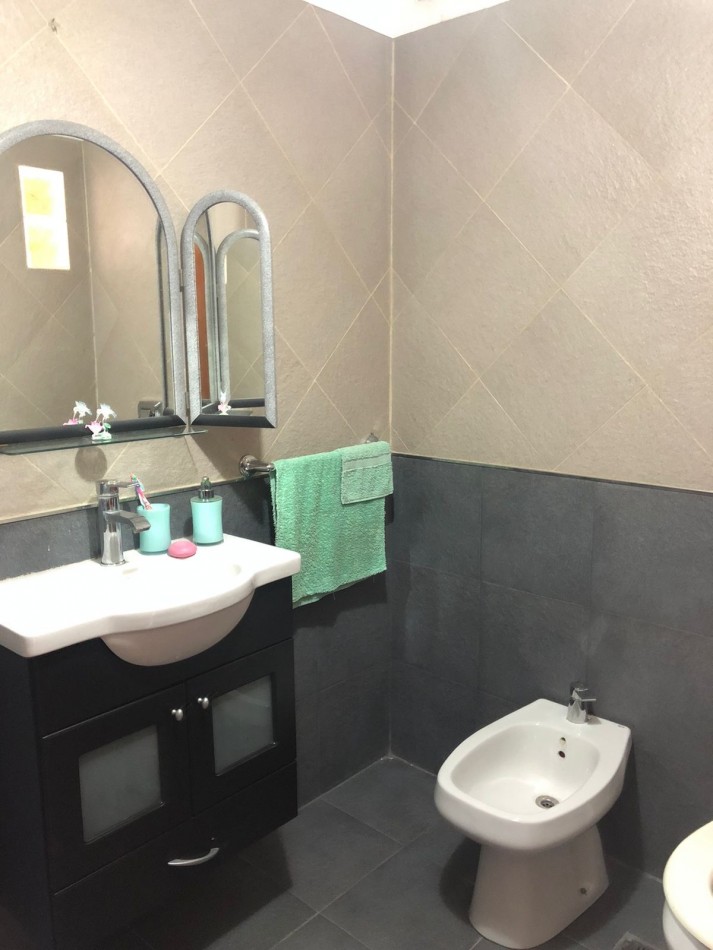 Quartino 2400 - Chalet 5 ambientes !