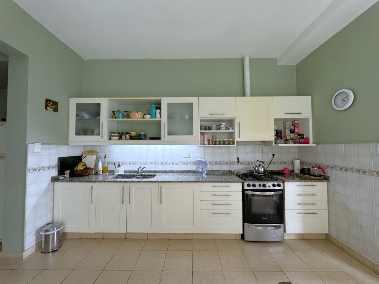 Casa 6 ambientes - San Nicolas 1339 - Castelar Norte