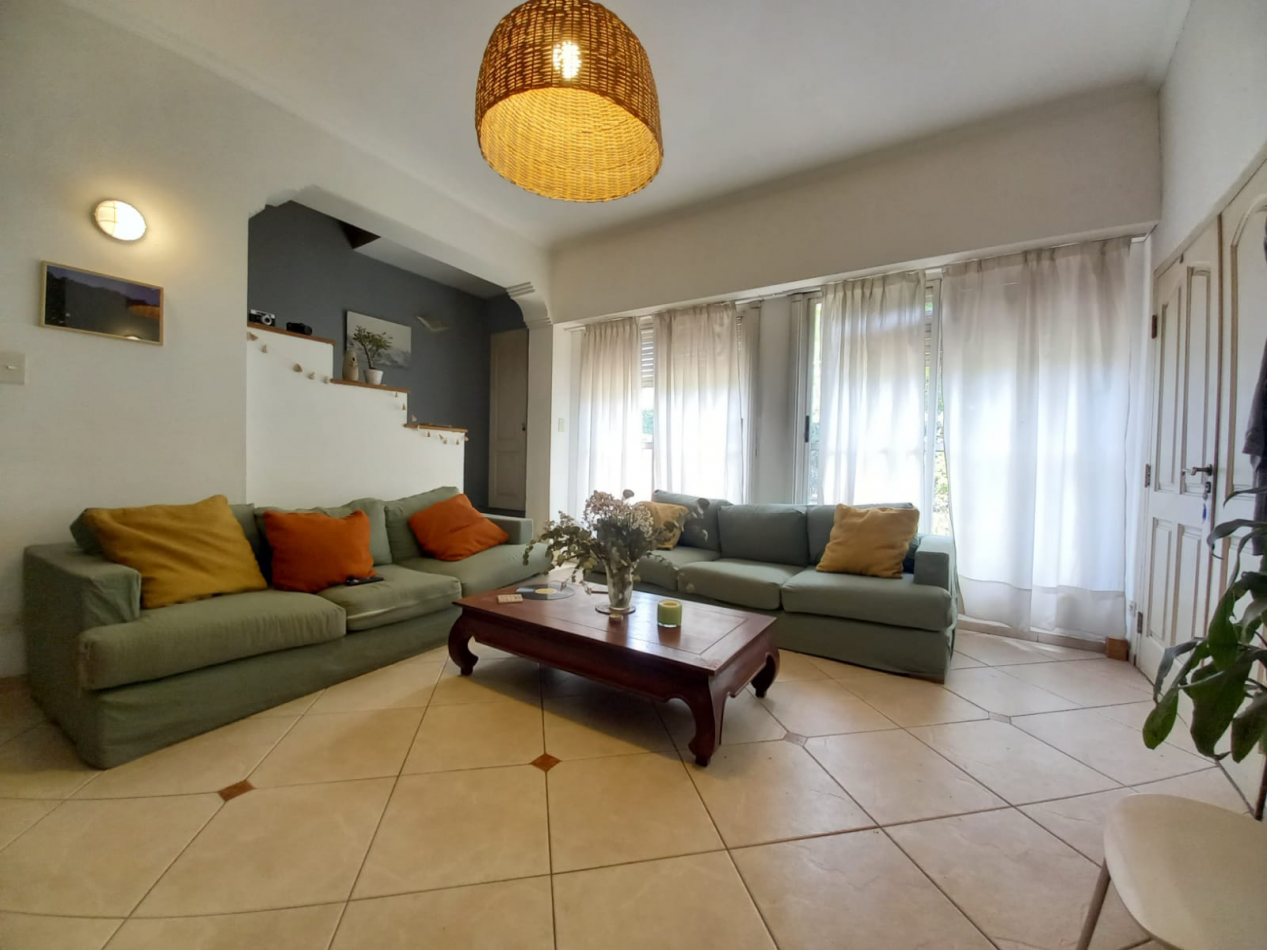 Atacama 1898 ! Chalet 6 ambientes ! Hermosa fraccion
