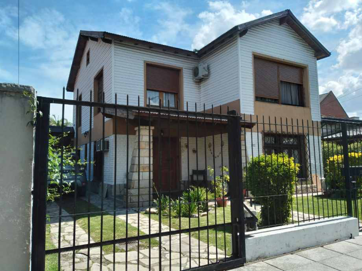 Excelente ubicacion ! Chalet 5 ambientes