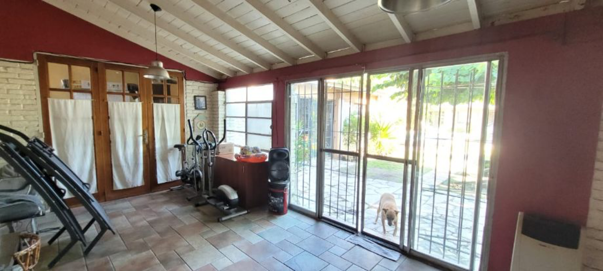 Excelente ubicacion ! Chalet 5 ambientes