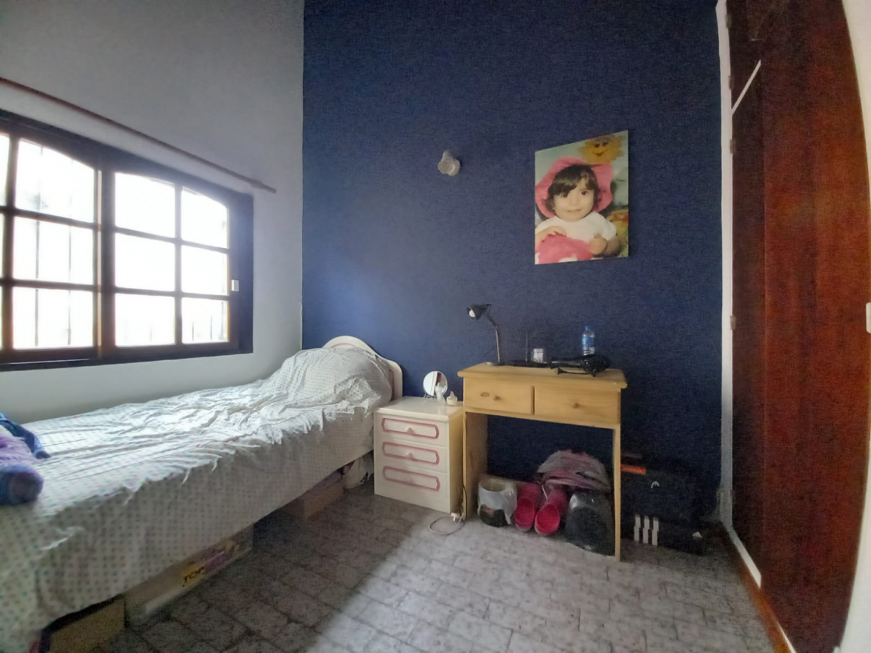 Casa en Ph 4 ambientes ! Apto credito