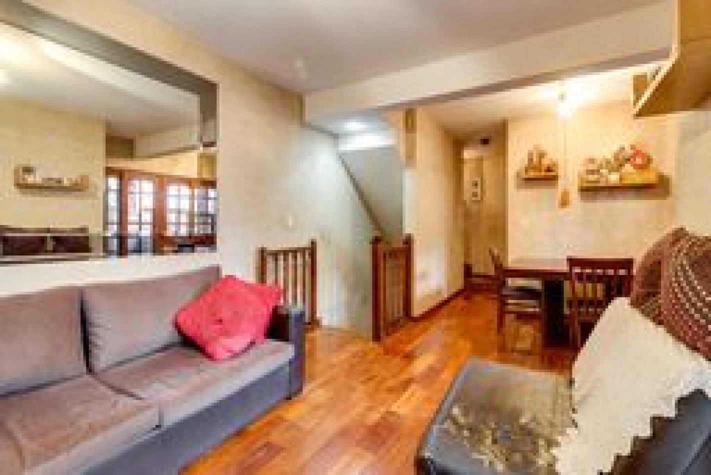 Casa 4 ambientes ! Impecable