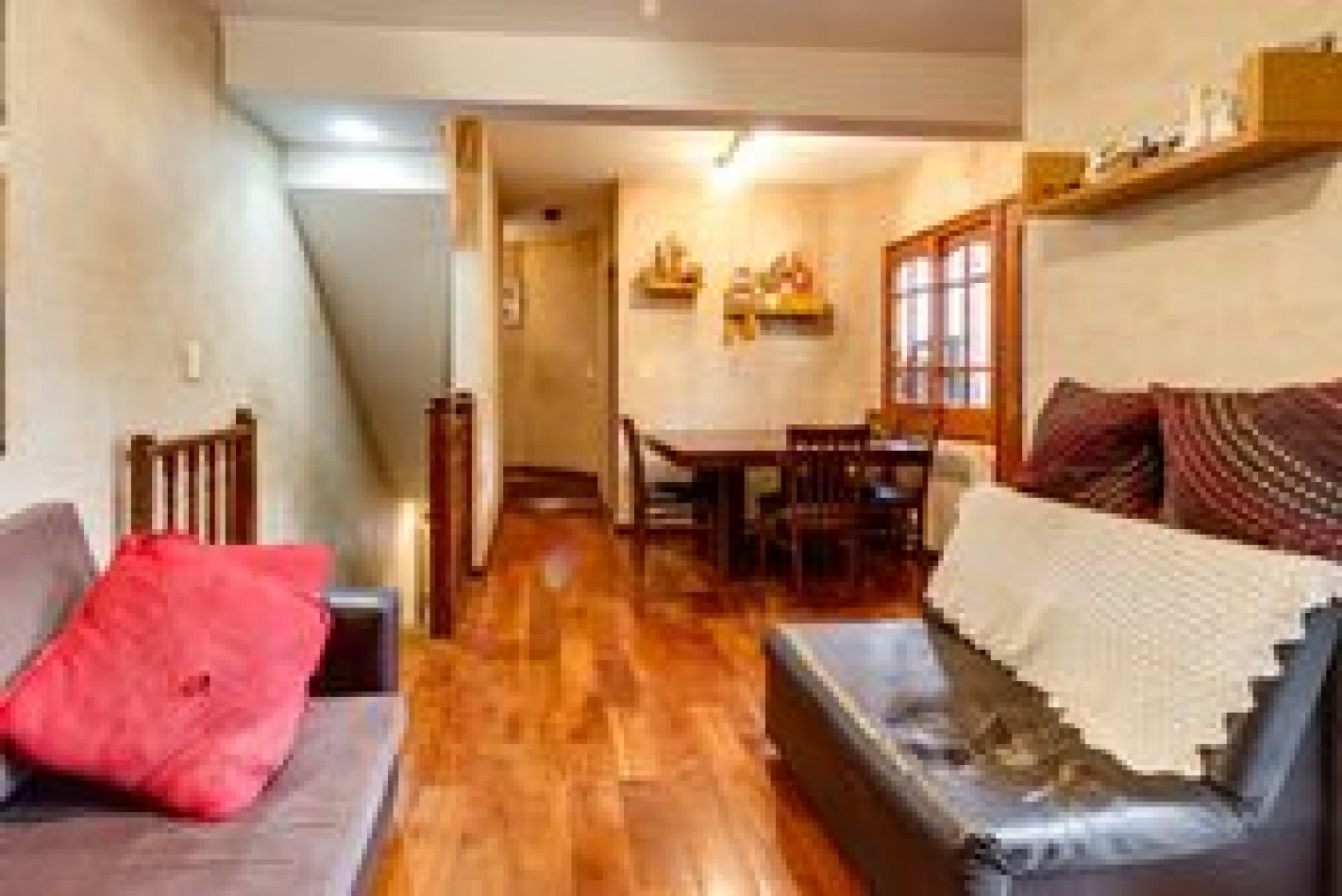 Casa 4 ambientes ! Impecable